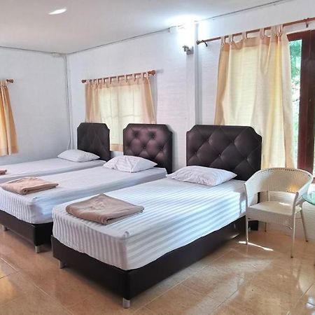 Baan Pordee Homestay Phayayen Luaran gambar
